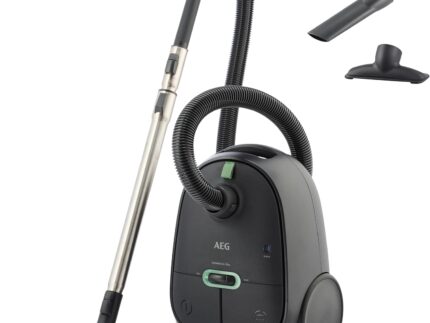 AEG CLEAN 6000 ÖKO Staubsauger mit Beutel, Hohe Saugleistung, Zusatzdüsen, XL-Räder, Edelstahl-Teleskoprohr, aus 65% Recyclingmaterial, 12 m Kabel, 850 Watt, Zubehör, Grau, AB61C1OKO